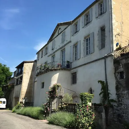 Cours De Thomazeau Bed & Breakfast *